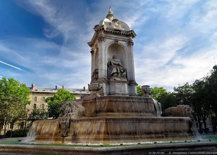 St Sulpice Апартаменты *